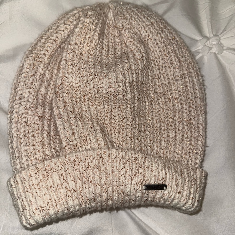 Abercrombie and Fitch cream and bronze tinsel knit beanie